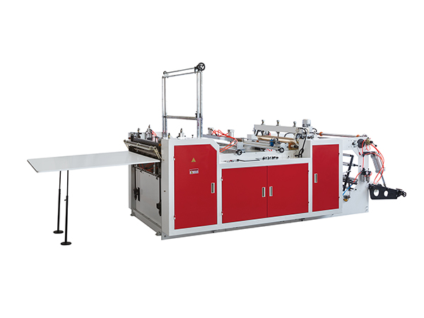 Three Servo Non-stretching Bag Making Machine