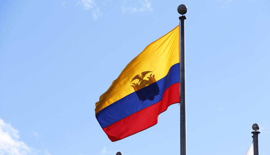 Ecuador exige prueba PCR negativa a viajeros internacionales